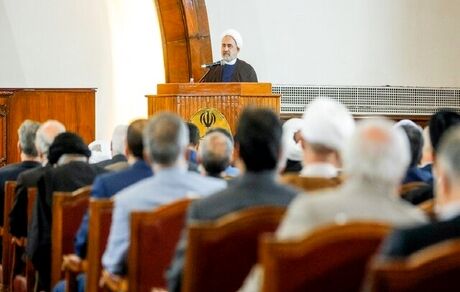 تدوین لایحه برای تکریم شأن و جایگاه قضات ضروری است