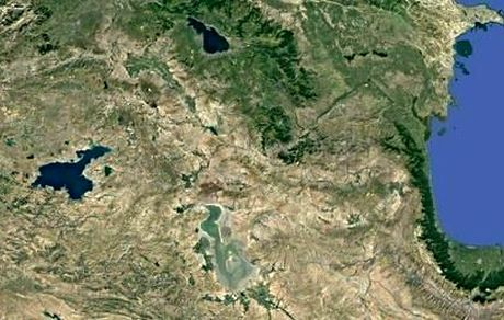 عکس جنجالی از دریاچه‌های ۳ کشور ایران ، ترکیه و ارمنستان!