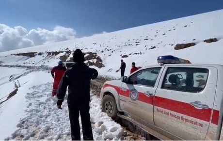 نجات ۱۶ طبیعت‌گرد گرفتار در ارتفاعات البرز