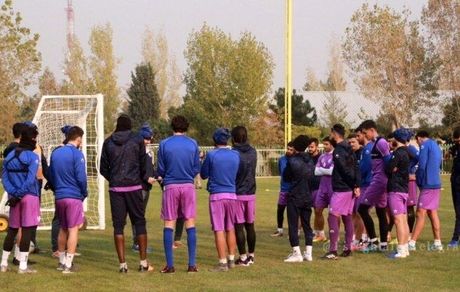 استراماچونی به ۲ استقلالی استراحت داد