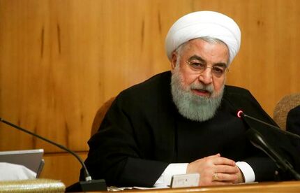 روحانی: فداکاری‌های مردم باعث تداوم انقلاب شد