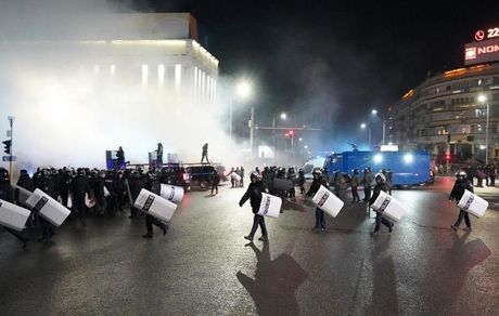 اعتراضات در قزاقستان / رئیس‌جمهور: با این کارها دولت سقوط نمی‌کند