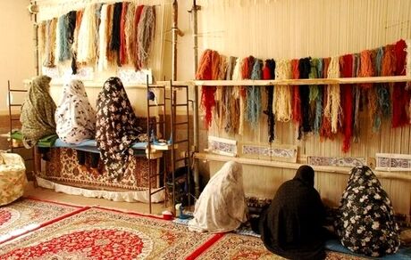 زنان خانه‌دار، قالیباف، دانشجو و هنرمند بیمه می‌شوند