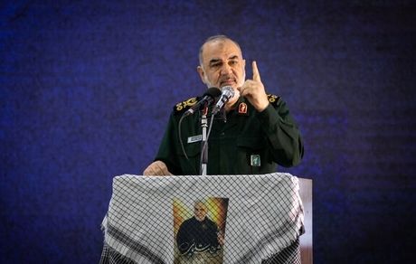 سرلشکر سلامی: سیمای جنگ‌ها با فناوری‌های پیشرفته در حال تغییر است