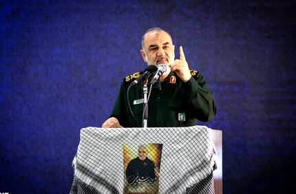 سرلشکر سلامی: سیمای جنگ‌ها با فناوری‌های پیشرفته در حال تغییر است