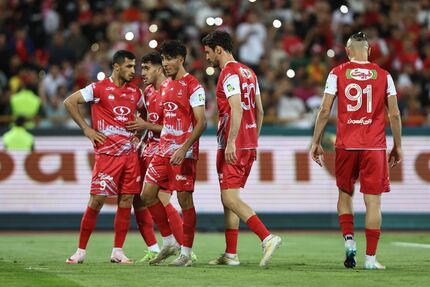 حسرت آسیا به دل پرسپولیس ماند / برد تلخ قرمزها مقابل هوادار به دوم شدن ختم نشد