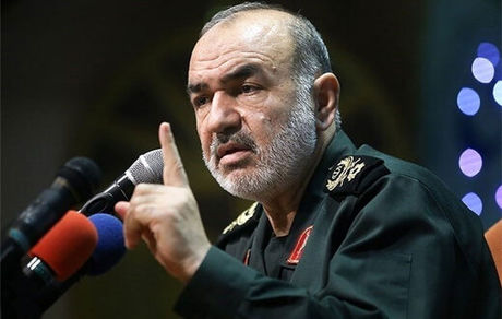 هشدار قاطعانه فرمانده کل سپاه به آمریکا: منتظر یک انتقام گیری راهبردی باشد