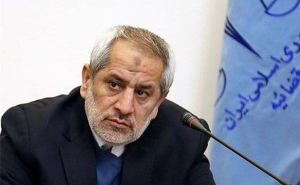 وقتی دادستان پیشین تهران با پراید مسافرکشی می‎کند!