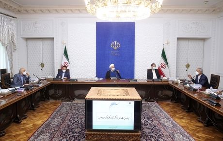 دولت از دادن وعده‌های غیرعملی پرهیز کرد / دعوت رئیس جمهور از پژوهشگران و تلاشگران رسانه‌ای برای بازگو کردن واقعیت‌های جنگ اقتصادی و پیروزی بر آمریکا در این جنگ