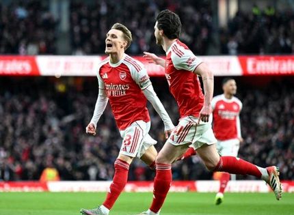 بازگشت آرسنال به صدر / لیورپول برد