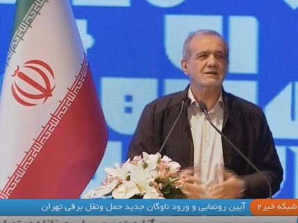 رئیس جمهور: هوایی که تنفس می کنیم، برازنده ما انسان‌ها نیست