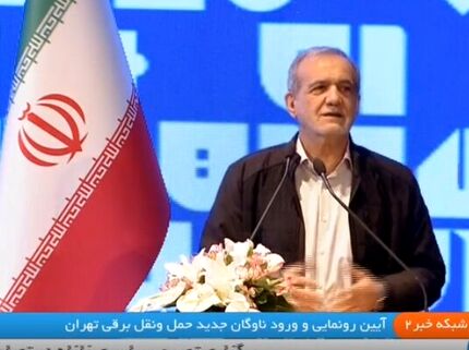 رئیس جمهور: هوایی که تنفس می کنیم، برازنده ما انسان‌ها نیست