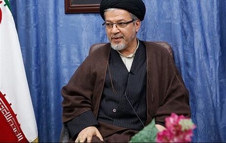 عاملی: آتش زدن قرآن و تخریب اموال عمومی مصداق شکستن حرمت خدا و انسان است