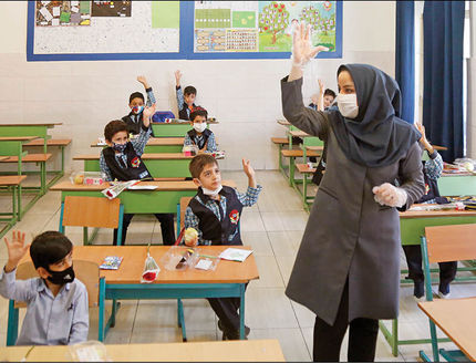 معلمان حق التدریس مرحله سوم استخدام شوند