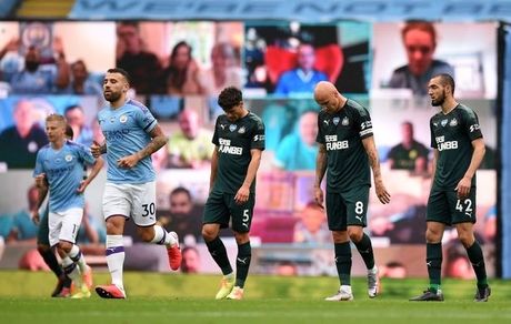 منچسترسیتی گواردیولا به قهرمانی نزدیک شد / گل‌باران نیوکاسل بعد از توقف لیورپول