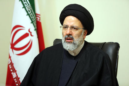 رییسی: هیچ پرونده‌ای زیر میز نداریم/  بنای دستگاه قضایی برخورد بدون تبعیض بافساد است
