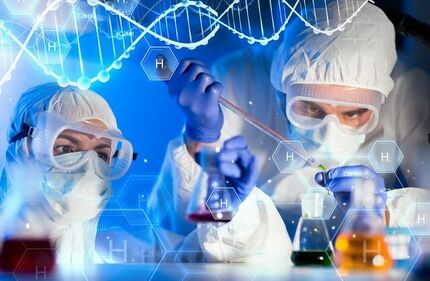 توجه به تحقیقات بنیادی در کنار تحقیقات کاربردی امری ضروری است