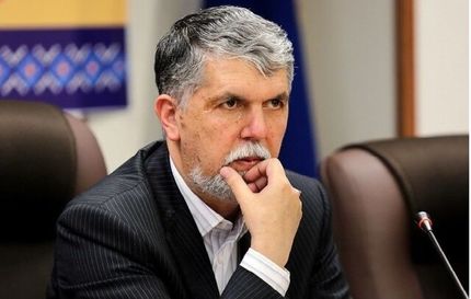 صالحی: تولید محتوای سالم در فضای مجازی در دستور کار وزارت فرهنگ است