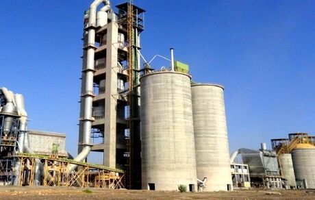 یک کارخانه سیمان در آستانه تعطیلی قرار گرفت
