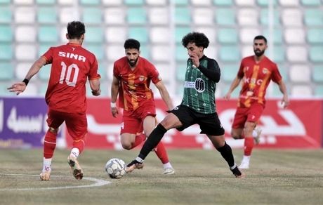 تساوی لحظه آخری فولاد خوزستان و خیبر در خرم آباد