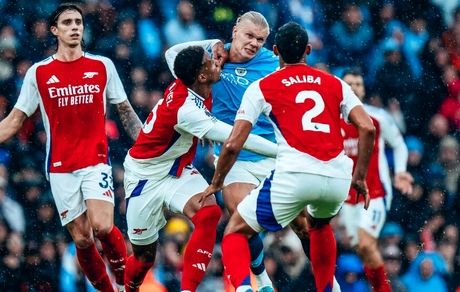 فرار منچسترسیتی از شکست در حساس‌ترین بازی هفته در دقیقه  ۸+۹۰ 