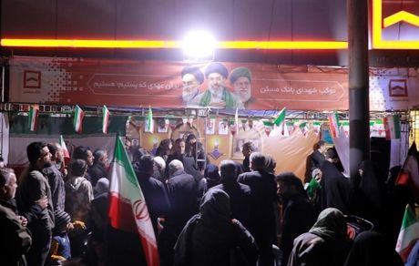 طنین حماسه در سنگر خدمت/ بانک مردمی مسکن با برپایی موکب میزبان خیل عظیم عاشقان «ایران» است
