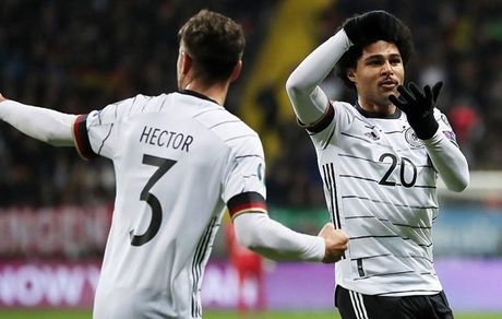 وینگر بایرن بمب افکن جدید ژرمن‌ها