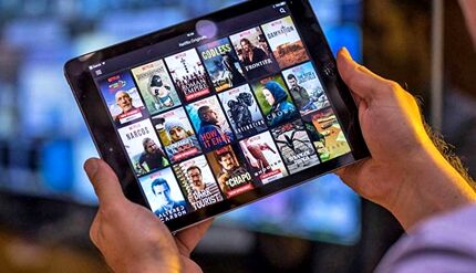 صداوسیما، مانع فعالیت فیلیمو و نماوا / مجوز شبکه‌های نمایش خانگی تعلیق شد