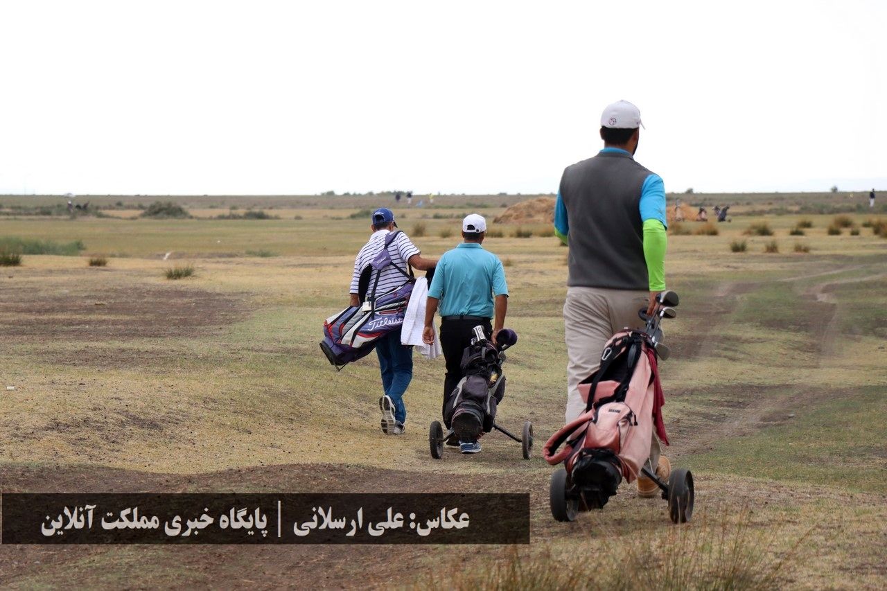 روز نخست جایزه بزرگ گلف