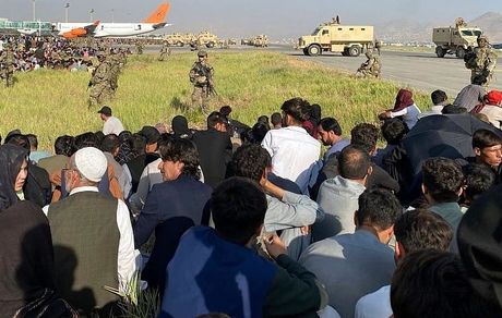 کشته شدن ۷ نفر در ازدحامات فرودگاه پایتخت افغانستان