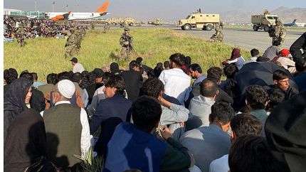 کشته شدن ۷ نفر در ازدحامات فرودگاه پایتخت افغانستان