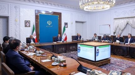 رئیس جمهور: معتقدیم که با تجمیع ظرفیت‌ها و به میدان آمدن مردم و مدیران، بسیاری از کارها شدنی است