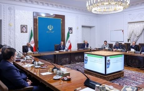 رئیس جمهور: معتقدیم که با تجمیع ظرفیت‌ها و به میدان آمدن مردم و مدیران، بسیاری از کارها شدنی است