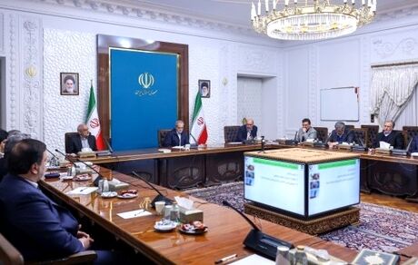 رئیس جمهور: معتقدیم که با تجمیع ظرفیت‌ها و به میدان آمدن مردم و مدیران، بسیاری از کارها شدنی است