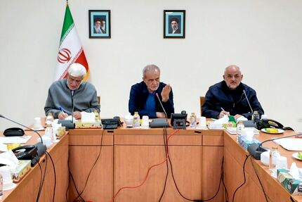 ماموریت رئیس جمهور به تیم اقتصادی دولت برای ارتقای تاب‌آوری اقتصادی و صیانت از معشیت مردم