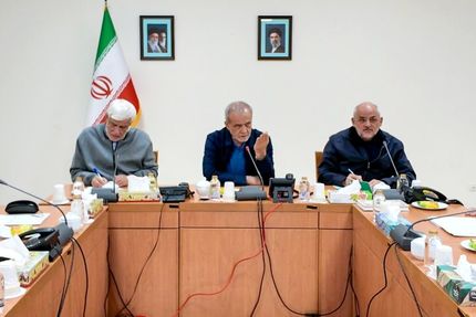 ماموریت رئیس جمهور به تیم اقتصادی دولت برای ارتقای تاب‌آوری اقتصادی و صیانت از معشیت مردم