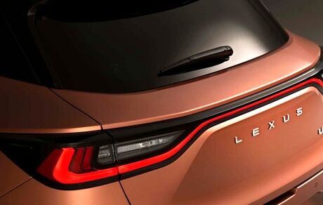 لکسوس LBX معرفی شد