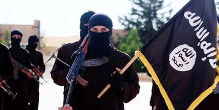 داعشی‌ها چاه‌های نفت سوریه را به آتش کشیدند