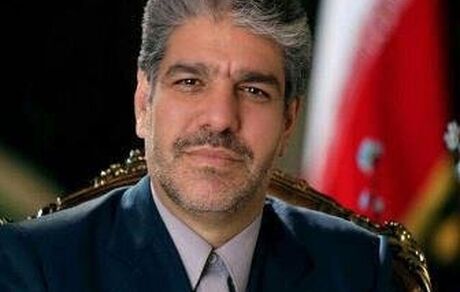 نماینده میانه: وضعیت تحت کنترل است/ در حال برآورد خسارات زلزله هستیم