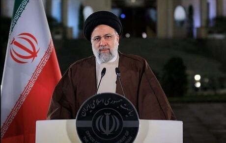 هر مدیری که توان یا صلاحیت خدمت جهادی نداشته باشد با نیروی با انگیزه و متخصص جابجا خواهد شد