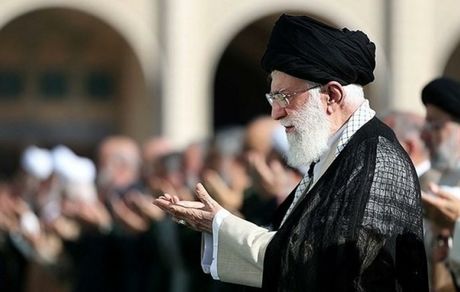 نماز عید سعید فطر به امامت رهبر انقلاب اقامه شد