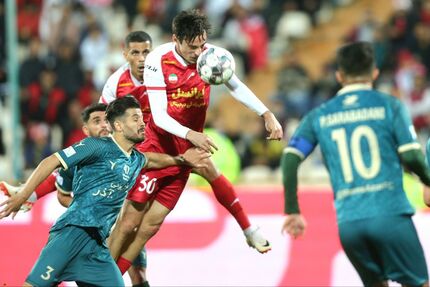 بازگشت پرسپولیس به جمع مدعیان با شکست شمس آذر