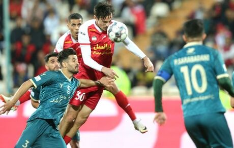 بازگشت پرسپولیس به جمع مدعیان با شکست شمس آذر