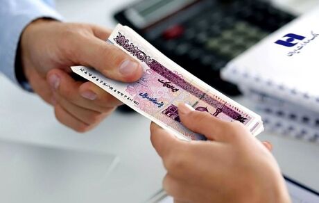 مدیر یک بانک دولتی، اولین قربانی وام‌های بدون ضامن