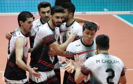 گام بلند شهداب یزد برای فینالیست شدن در لیگ برتر والیبال