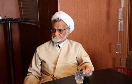 انتقاد تند از شورای نگهبان/آقای جنتی را عادل و دلسوز می دانم، اما سیاست نمی داند و اخلاق اجتماعی وسیاسی ندارد