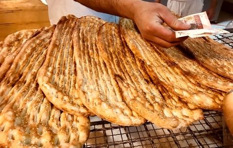 شرکت بازرگانی دولتی ایران: قیمت نان تغییری نمی‌کند