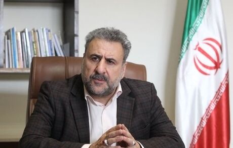 فلاحت‌پیشه: ظریف را روی نیمکت ذخیره‌ها نشانده‌ایم