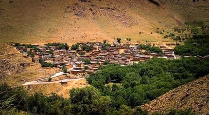 چهارمین جشنواره آلو، گردو و غذاهای محلی در روستای حیدره قاضی‌خانی برگزار شد