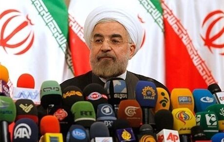 رئیس جمهور: راهی جز ایستادگی و مقاومت در برابر فشار دشمن نداریم